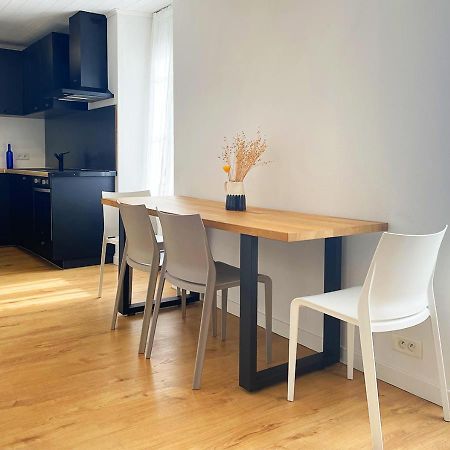 Charmant Appartement Renove Au Coeur De Concarneau Extérieur photo