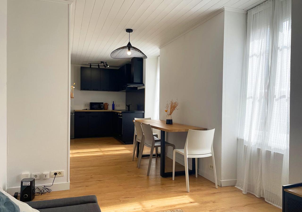 Charmant Appartement Renove Au Coeur De Concarneau Extérieur photo
